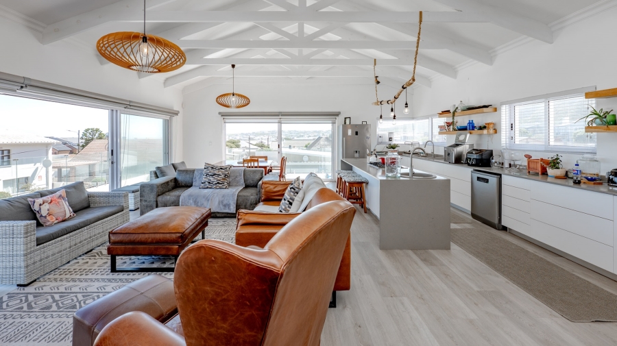 4 Bedroom Property for Sale in Agulhas Western Cape